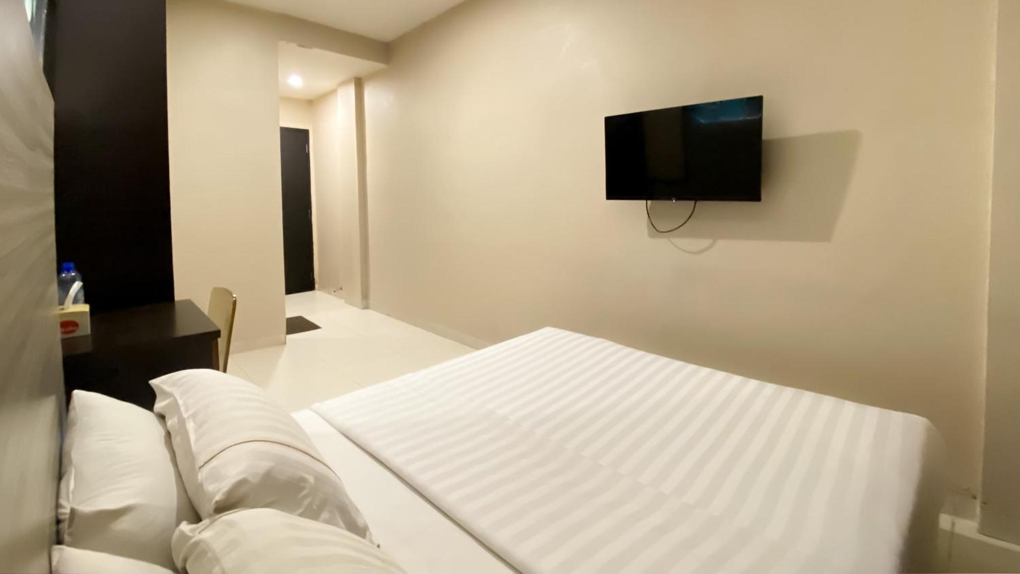 Os Hotel Batu Aji Batam Exterior photo